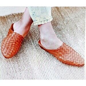 Liberte Prague Woven Leather Flat Mule Cognac Brown Point Toe Sz 9